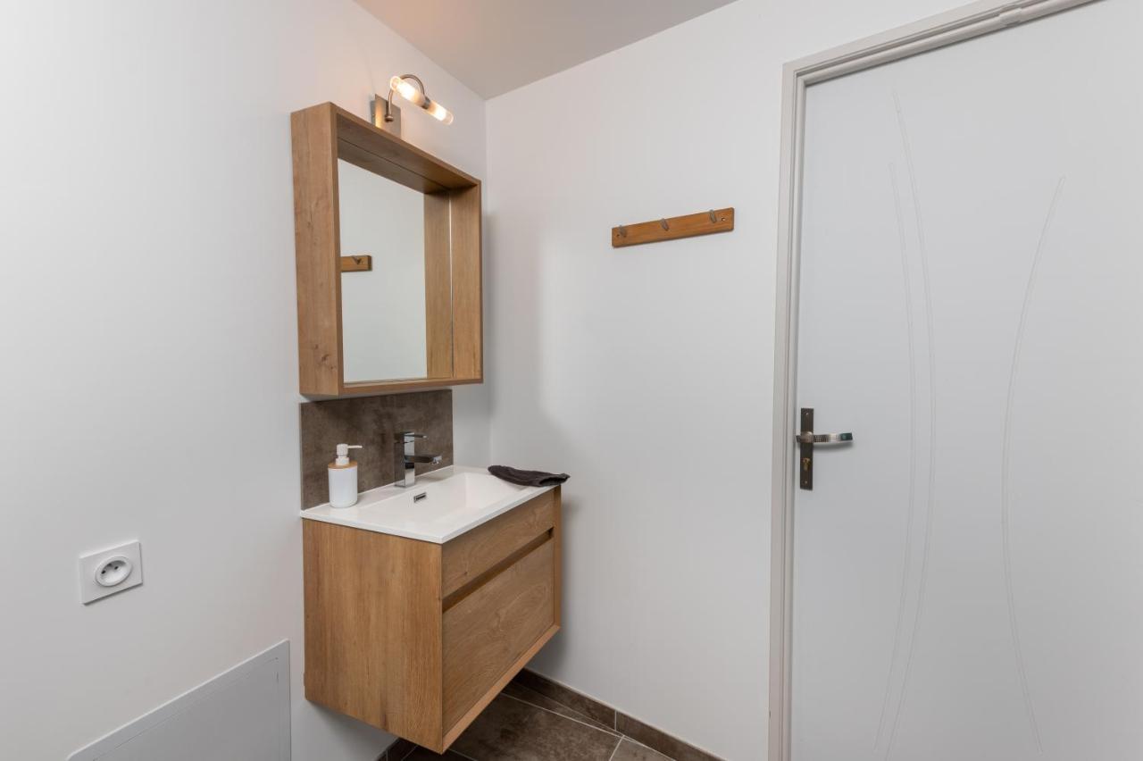 Plaines-Provence Spa&Sauna Дин Ле Бен Екстериор снимка