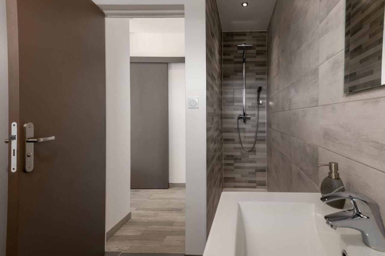 Plaines-Provence Spa&Sauna Дин Ле Бен Екстериор снимка