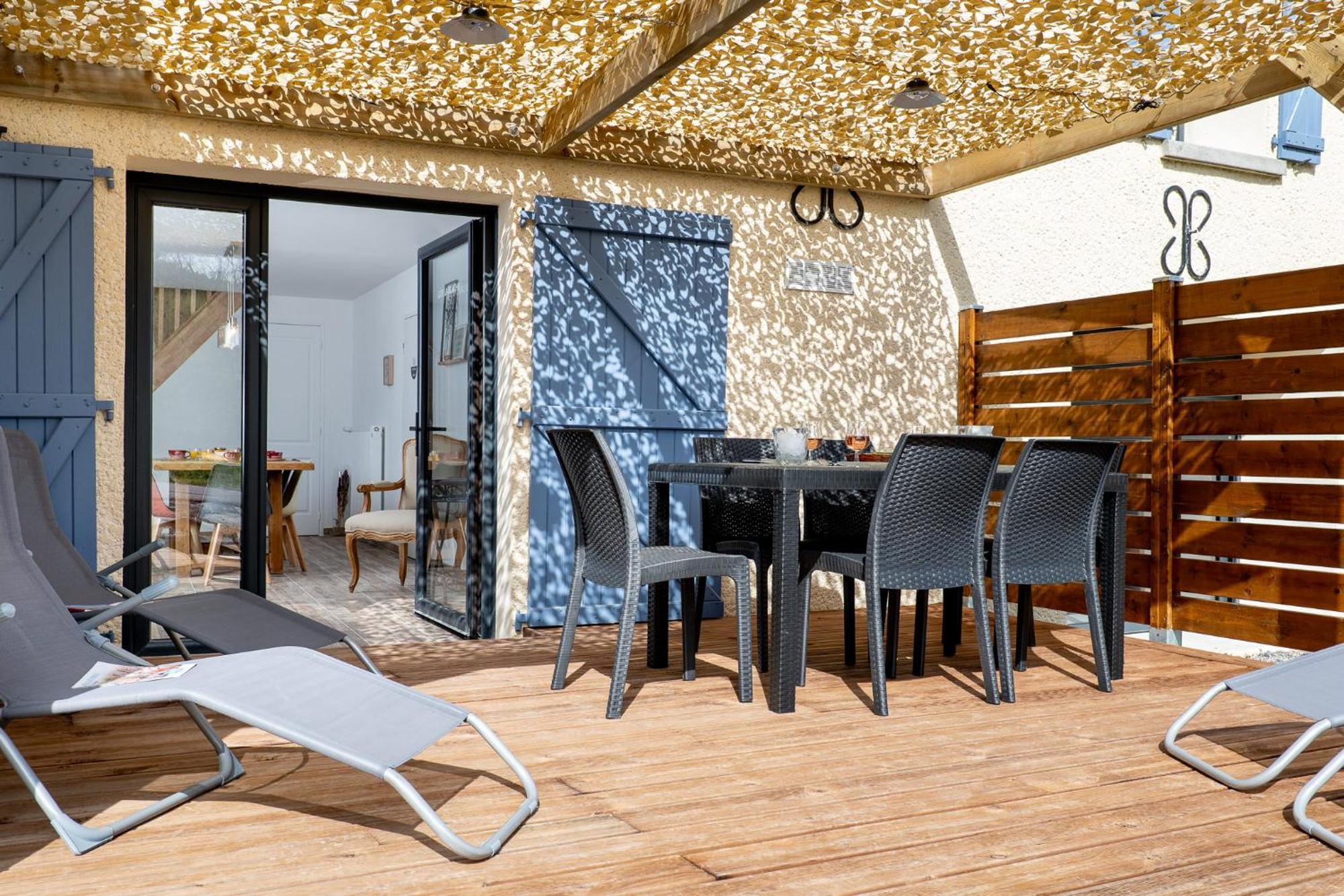 Plaines-Provence Spa&Sauna Дин Ле Бен Екстериор снимка